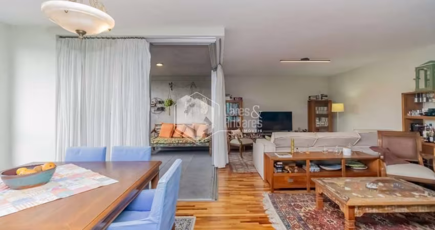 Apartamento tipo para venda com 3 quartos, sendo 3 suítes, 163m²