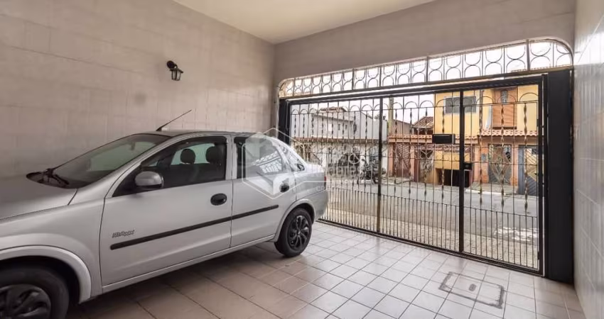 Sobrado para venda com 3 quartos, 306m²