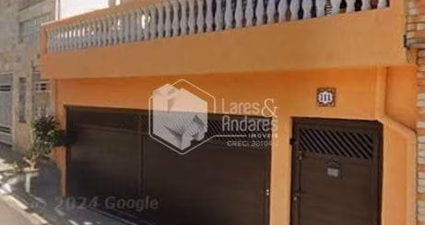 SOBRADO INVERTIDO À VENDA, COM 308² COM 3 DORMS, AMPLO TERRAÇO, LAVANDERIA E QUITAL - CONJUNTO RESI