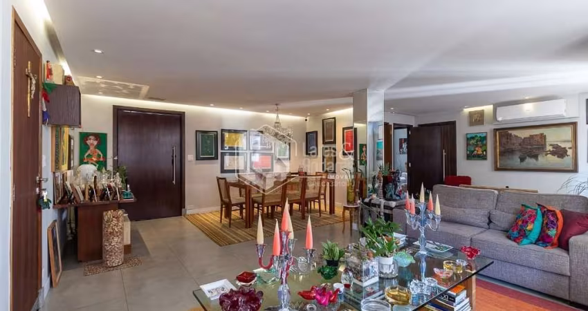 Apartamento tipo para venda com 3 quartos, sendo 1 suíte, 142m²