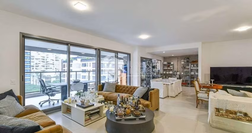 Apartamento à venda 3 Quartos 3 Suites 3 Vagas 186M² Campo Belo São Paulo - SP