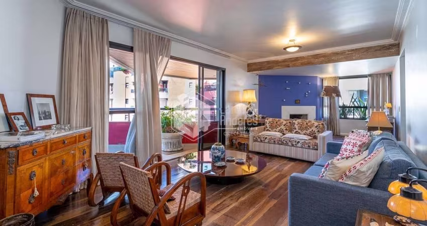Apartamento tipo para venda com 4 quartos, sendo 2 suítes, 238m²