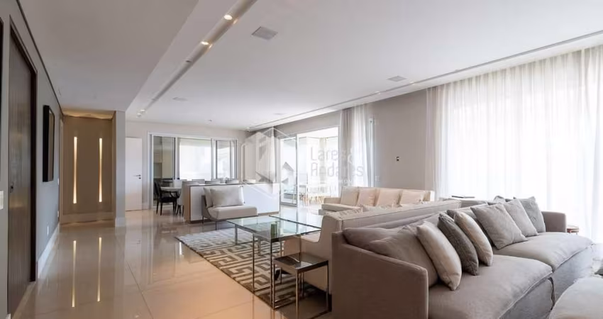 Apartamento tipo para venda com 4 quartos, sendo 4 suítes, 405m²