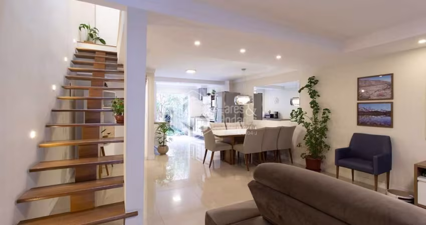 Sobrado para venda com 3 quartos, sendo 1 suíte, 120m²