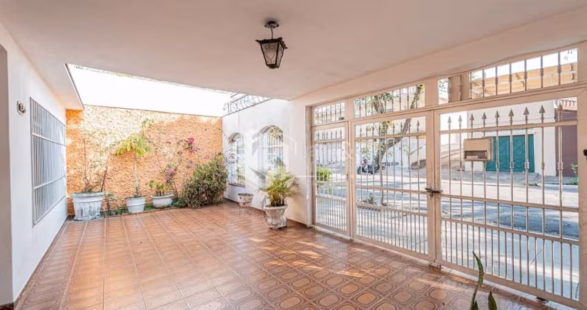 Casa tipo para venda com 3 quartos, 123m²