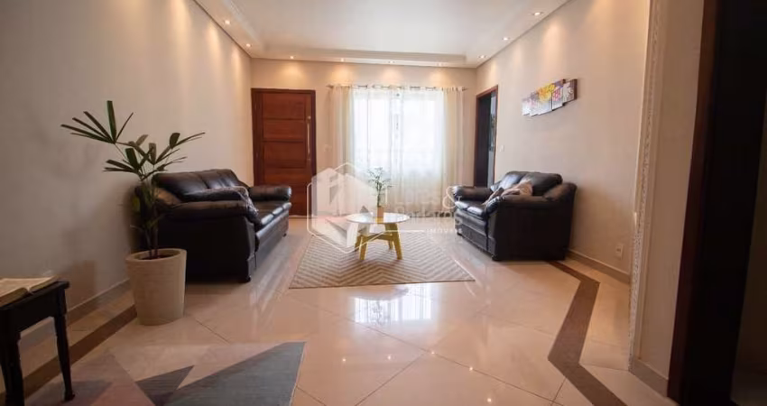 Casa tipo para venda com 3 quartos, sendo 1 suíte, 282m²