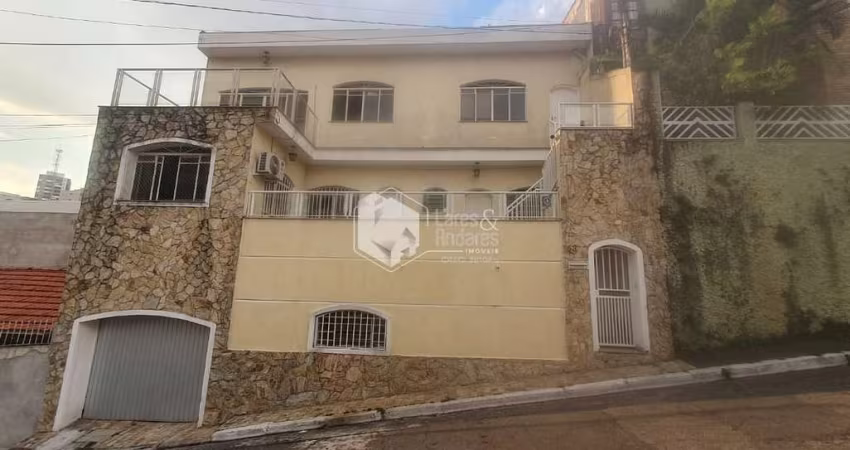 Sobrado para venda com 4 quartos, sendo 3 suítes, 364m²