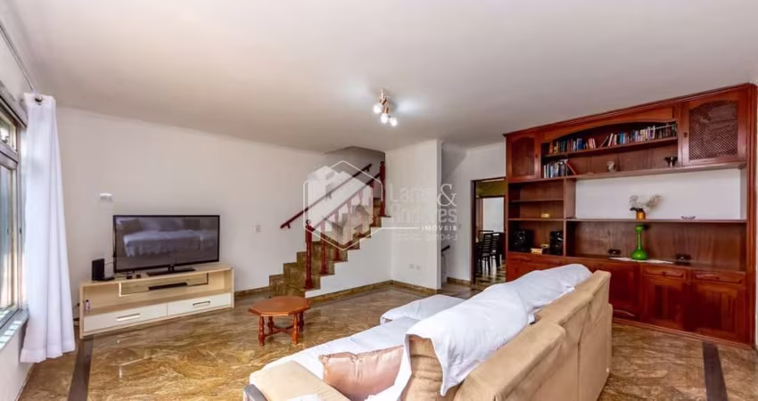 Casa tipo para venda com 3 quartos, sendo 1 suíte, 278m²