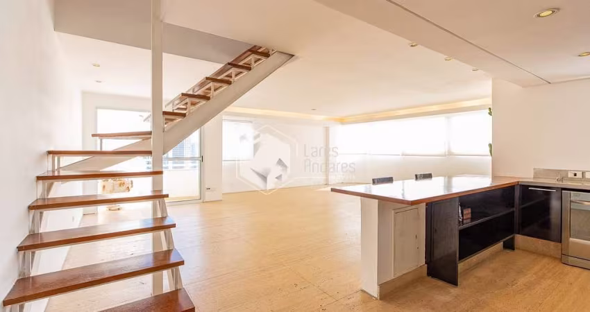 Triplex para venda com 2 quartos, sendo 2 suítes, 182.21m²