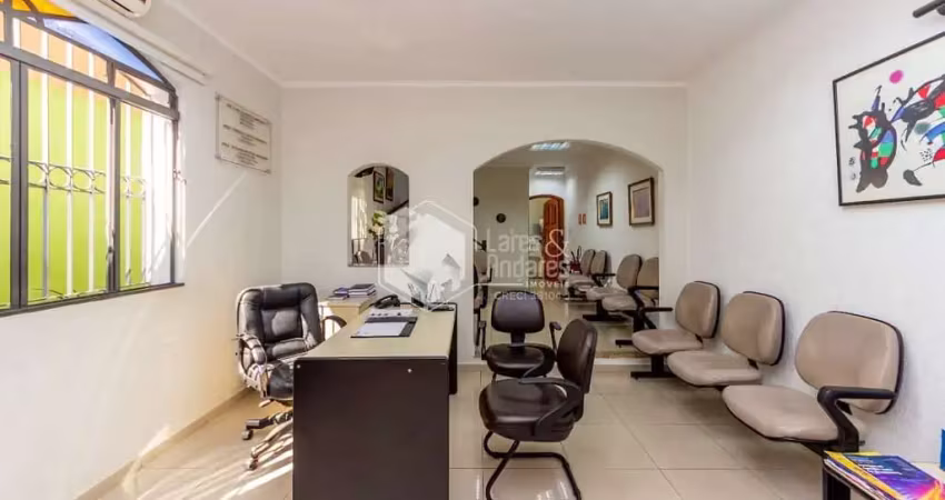 Casa tipo para venda em saúde com 5 quartos, sendo 1 suíte, 261m²