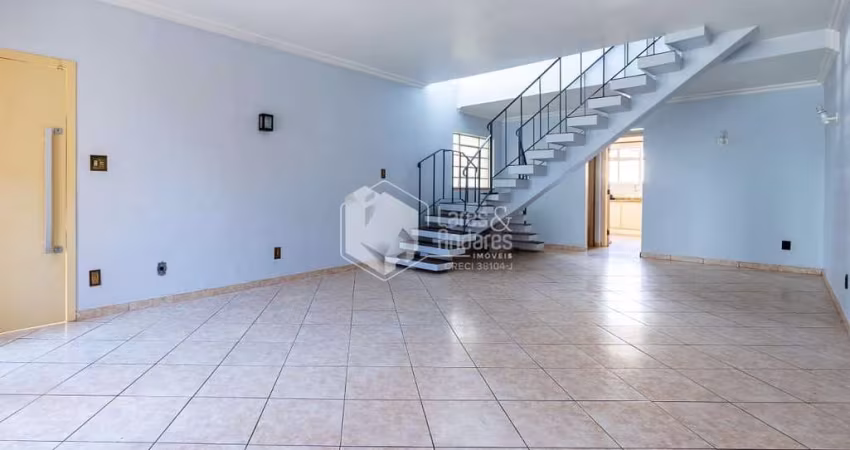 Casa tipo para venda com 3 quartos, sendo 1 suíte, 140m²