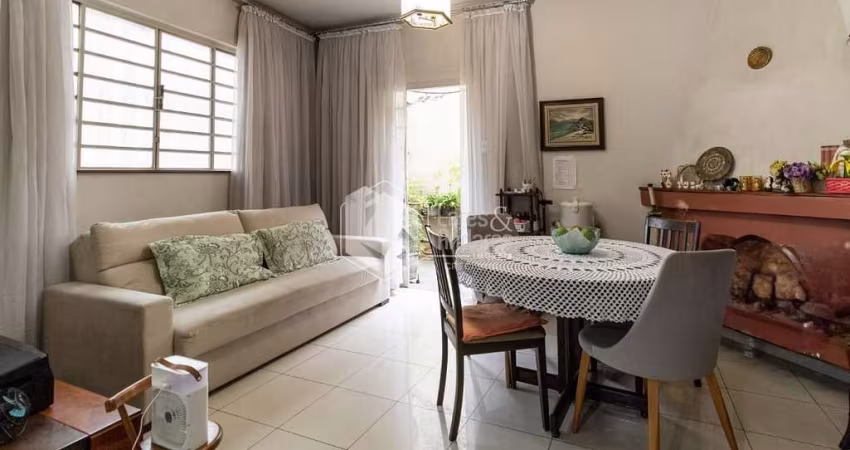 Casa tipo para venda com 4 quartos, sendo 2 suítes, 128m²