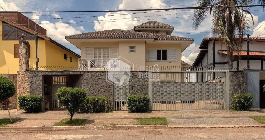 Sobrado para venda com 4 quartos, sendo 2 suítes, 360m²