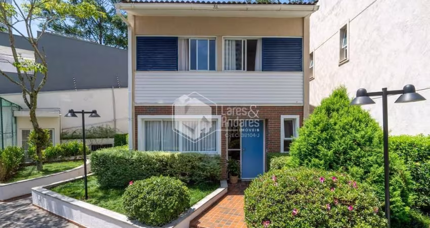 Casa no condomínio New England Condominium para venda com 4 quartos, sendo 2 suítes, 274m²