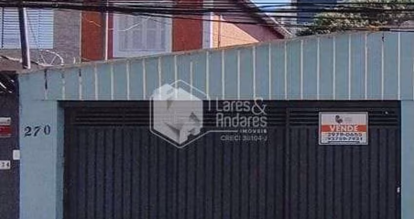 SOBRADO À VENDA COM 250 M², COM 3 AMPLOS DORMS, COM EDÍCULA AO FUNDO E VAGA PARA 2 CARROS, BROOKLIN