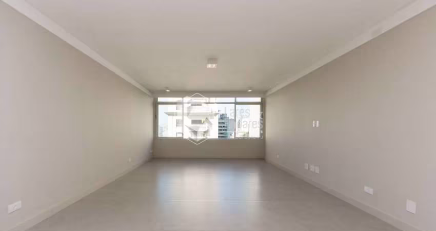 Apartamento tipo para venda com 4 quartos, sendo 1 suíte, 212m²