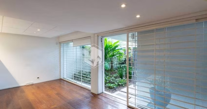 Casa à venda 3 Quartos 1 Suite 2 Vagas 216M² Jardim Paulistano São Paulo - SP