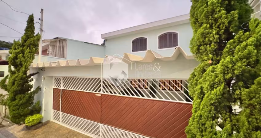 Casa tipo para venda com 3 quartos, sendo 1 suíte, 300m²