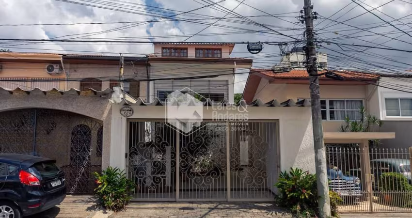 Casa tipo para venda com 3 quartos, sendo 3 suítes, 172m²