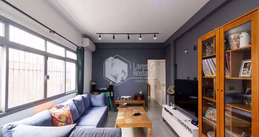Sobrado para venda com 3 quartos, sendo 1 suíte, 142m²