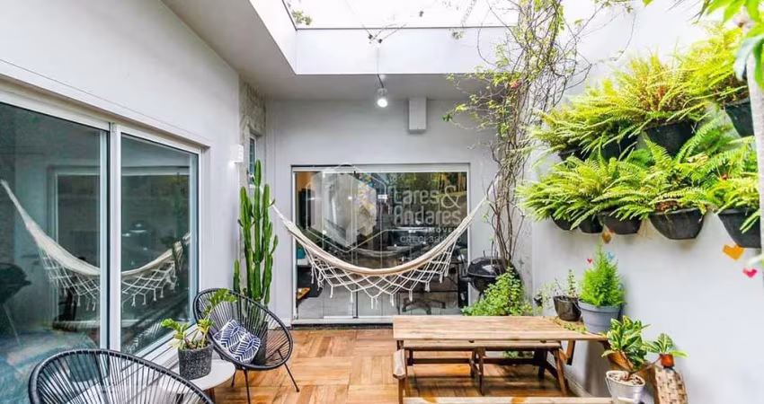 Casa tipo para venda com 2 quartos, sendo 1 suíte, 130m²