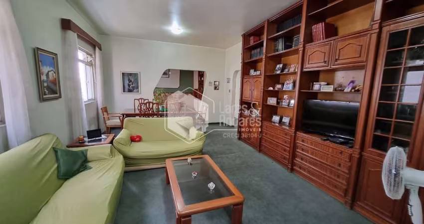 Apartamento tipo para venda com 3 quartos, 143m²