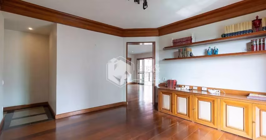 Apartamento tipo para venda em moema com 3 quartos, sendo 3 suítes, 325m²