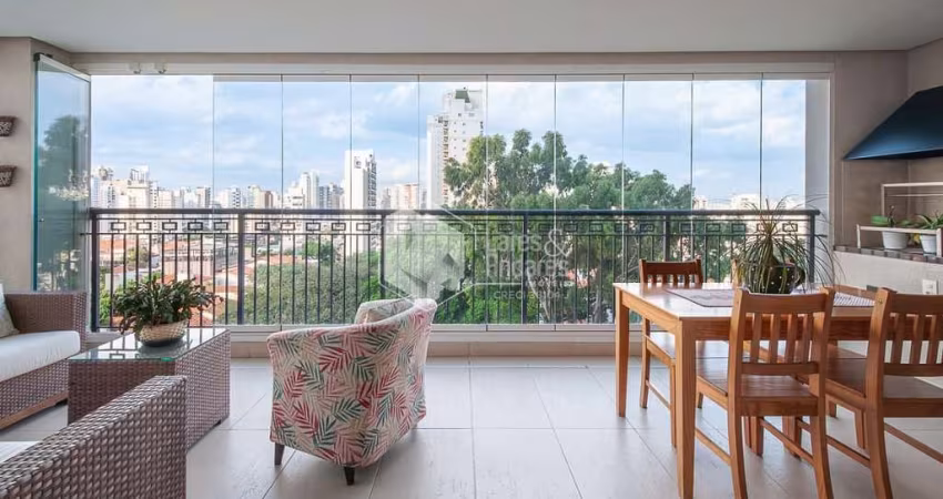 Apartamento tipo para venda com 3 quartos, sendo 3 suítes, 170m²