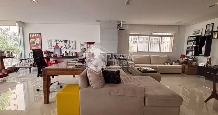 Apartamento tipo para venda com 4 quartos, sendo 2 suítes, 233m²