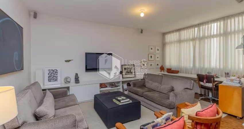 Apartamento tipo para venda com 3 quartos, sendo 1 suíte, 151m²