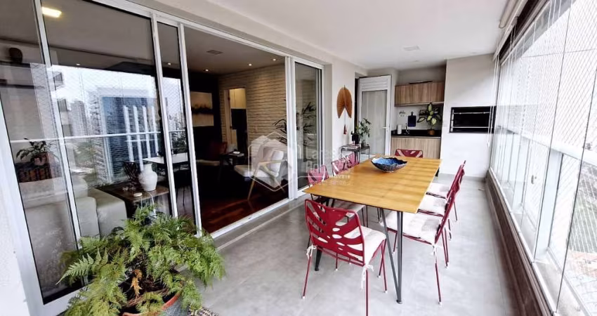Apartamento tipo para venda com 3 quartos, sendo 3 suítes, 134m²