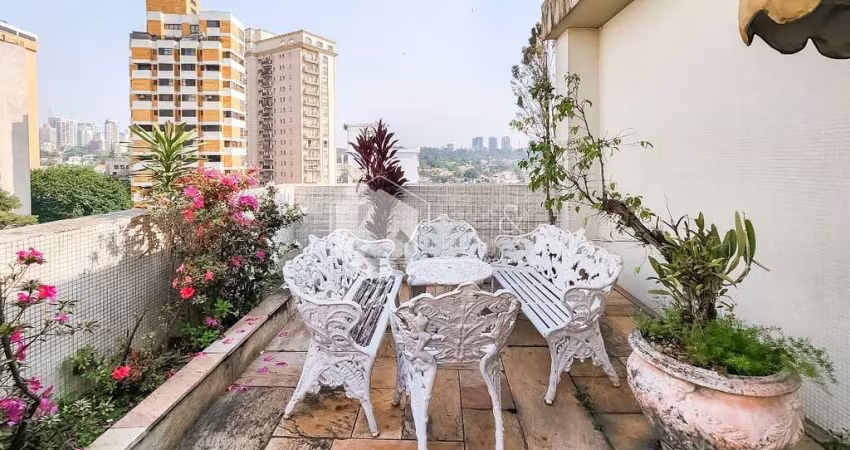 Cobertura para venda com 3 quartos, sendo 3 suítes, 620m²