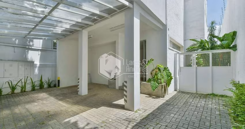 Sobrado para venda e locação com 4 quartos, sendo 1 suíte, 345m²