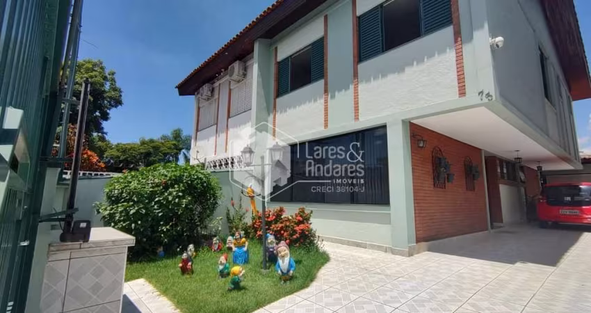 Sobrado para venda com 4 quartos, sendo 1 suíte, 167m²