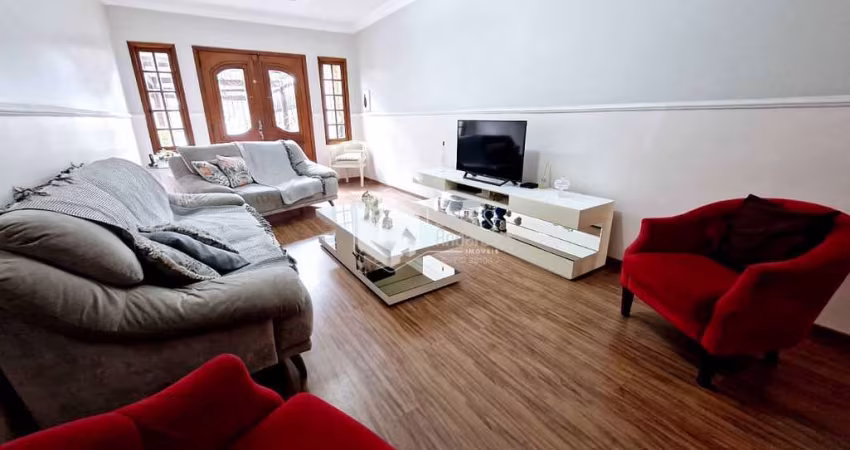 Sobrado para venda com 3 quartos, sendo 1 suíte, 147m²