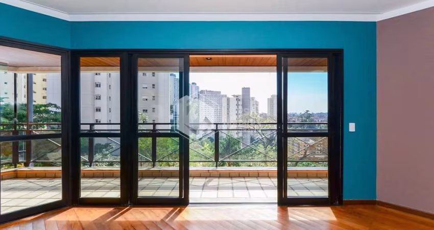 Apartamento tipo para venda com 4 quartos, sendo 3 suítes, 202m²