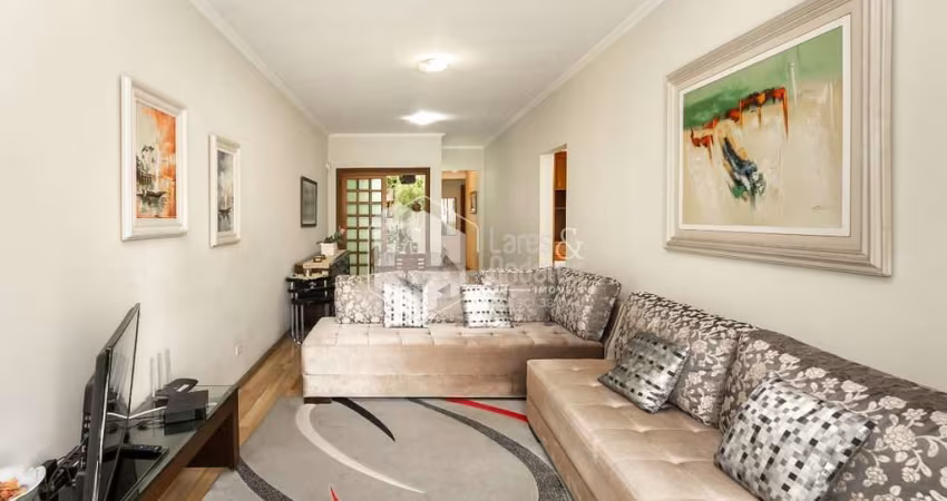 Casa tipo para venda com 3 quartos, sendo 1 suíte, 129m²