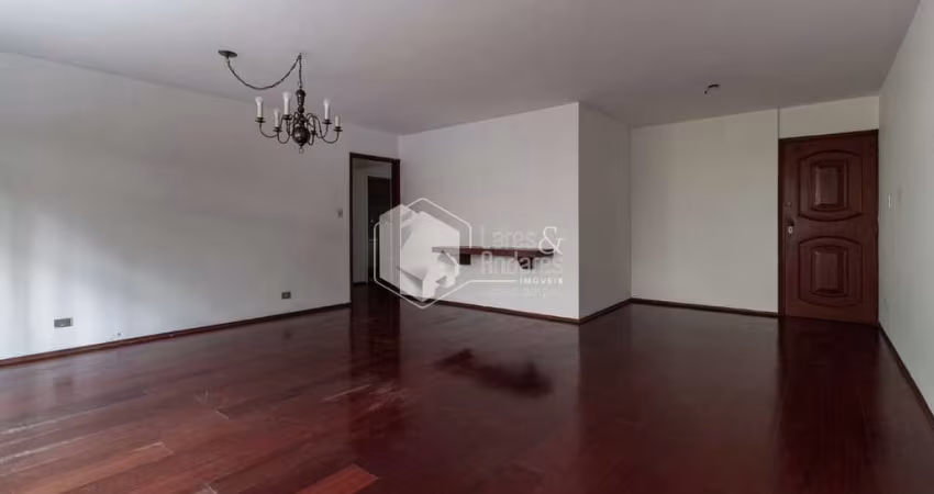 Apartamento tipo para venda com 3 quartos, sendo 1 suíte, 140m²