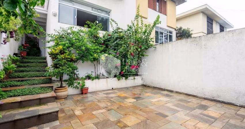Casa tipo para venda com 3 quartos, sendo 3 suítes, 153m²