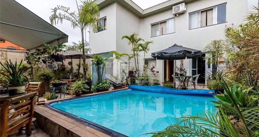 Casa à venda 4 Quartos 1 Suite 3 Vagas 267M² Jardim da Saúde São Paulo - SP