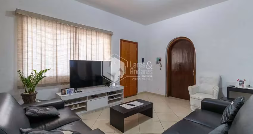 Sobrado para venda em chácara inglesa com 4 quartos, sendo 1 suíte, 181m²