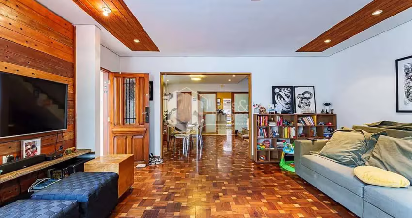 Sobrado para venda em pinheiros com 4 quartos, sendo 1 suíte, 230m²