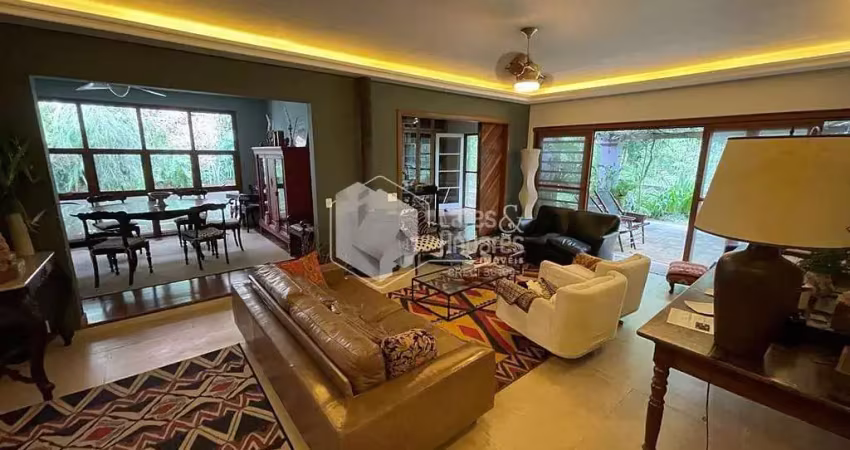 Casa tipo para venda em real parque com 2 quartos, sendo 2 suítes, 293m²