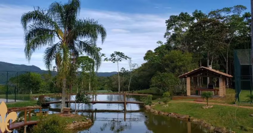 Chácara / sítio à venda no Centro, Santo Amaro da Imperatriz 