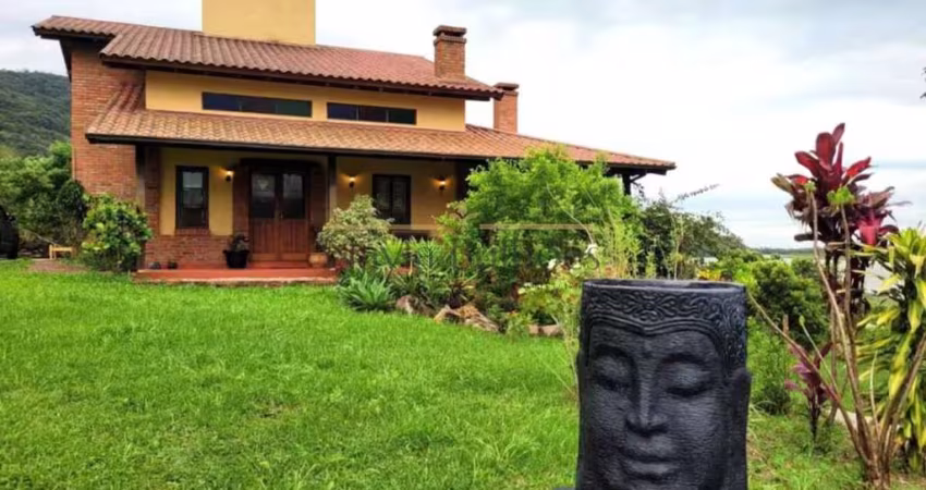 Casa com 3 quartos à venda em Macacu, Garopaba 