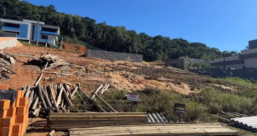 Terreno à venda no Forquilhas, São José 