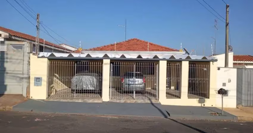 Casa com 2 quartos à venda na Rua Itália, 3904, Centro, Araraquara