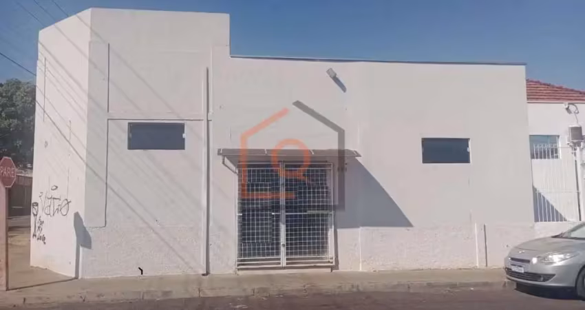 Prédio com 3 salas para alugar na Rua Doutor Antonio Picaroni, 638, Vila Xavier (Vila Xavier), Araraquara