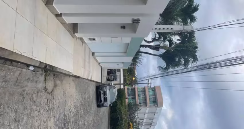 Casa com 3 quartos para alugar na Rua Manoel Fontes Nabuco, 22, Boa Vista, Ilhéus
