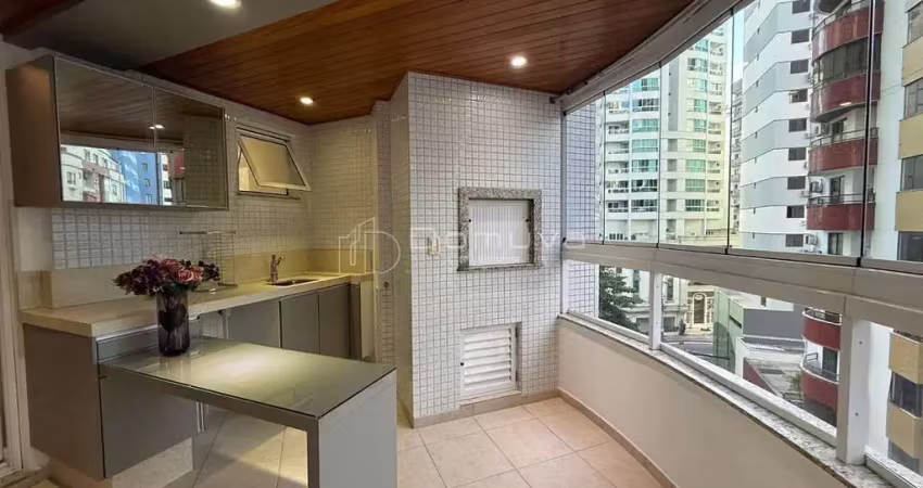 Locação anual 3 suítes mobiliado centro balneário camboriú
